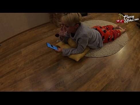 ❤️ Gekke Blondine Pijpt Enorme Pik en Stuitert Er Op - Anale Seks Super porn at nl.full-porner-com.ru ️❤