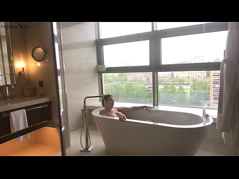 ❤️ Enorme babe die hartstochtelijk haar poesje aftrekt in de badkamer Super porn at nl.full-porner-com.ru ️❤